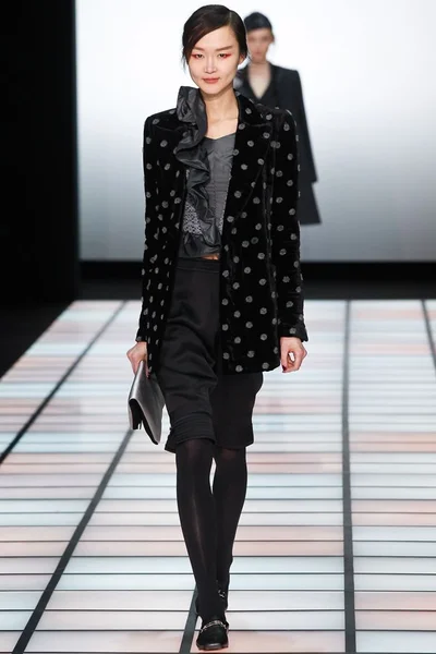 Look 7